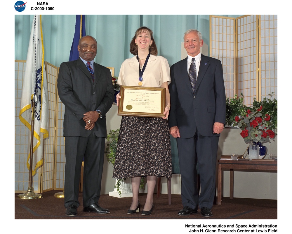 NASA 2000 HONOR AWARDS CEREMONY DON CAMPBELL - THERESA GRIEBEL - GENERAL DAILEY