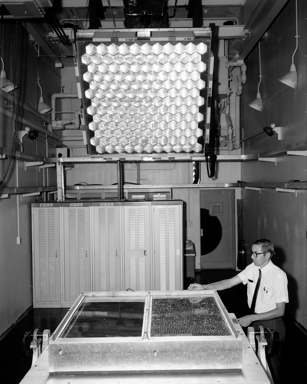 SOLAR SIMULATOR AND SOLAR COLLECTOR AT THE HIGH ENERGY FUELS LABORATORY HEFL