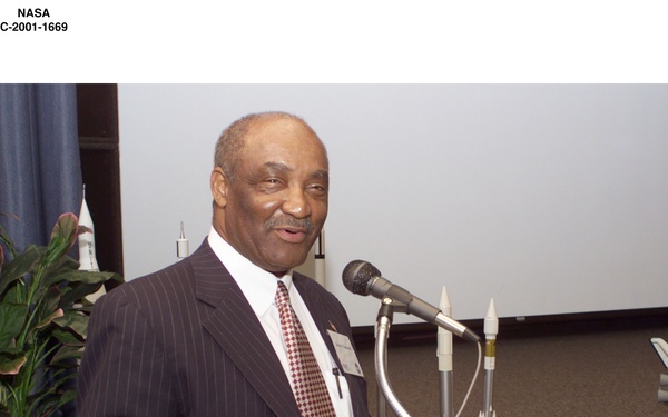 LEADERSHIP CLEVELAND VISIT / WITH DON CAMPBELL