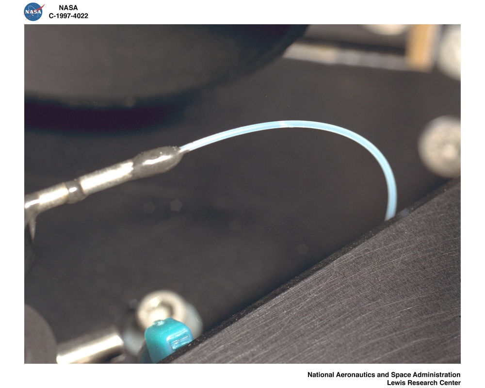 DROPLET COMBUSTION EXPERIMENT DCE HARDWARE / POST MICROGRAVITY SCIENCE LAB - 1 MSL-1