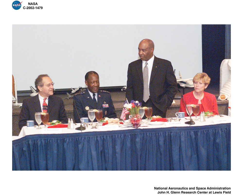 VISIT BY GENERAL LESTER L LYLES TO GLENN RESEARCH CENTER - COMMUNITY LEADERS LUNCHEON WITH GENERAL LESTER L LYLES AND NASA CENTER DIRECTOR DONALD J CAMPBELL