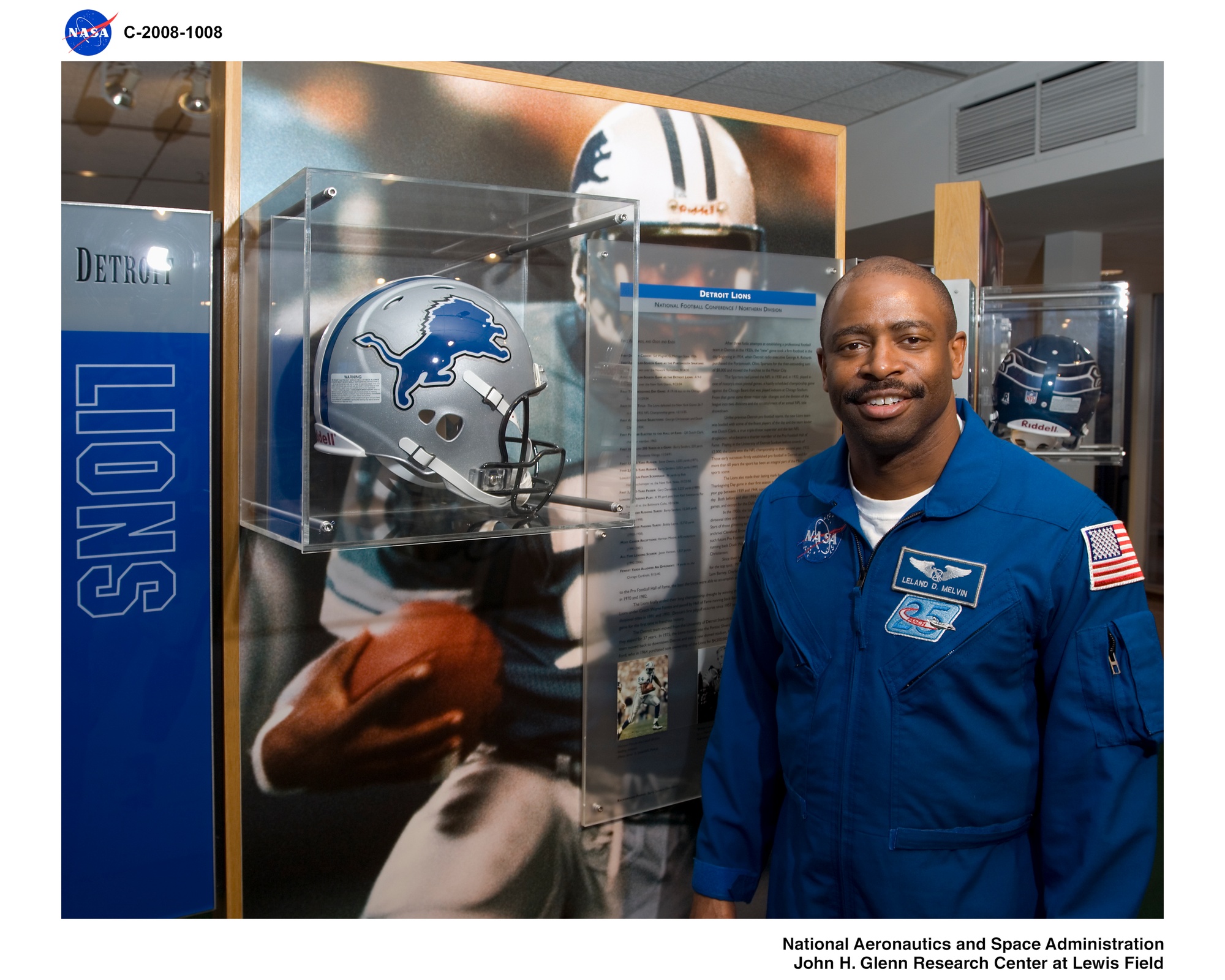 DVIDS - Images - STS-122 Crew Members visit the Pro Football Hall of Fame  in Canton Ohio. STS-122 Astronaut poses by a Detroit Lions display case. He  was drafted by the Lions