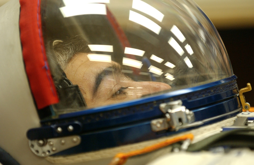 Expedition 10 Preflight