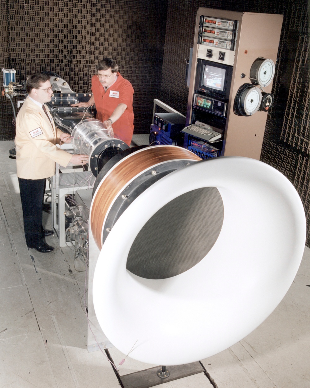 SUPERELLIPTIC TRANSITION DUCT