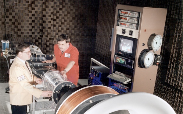 SUPERELLIPTIC TRANSITION DUCT