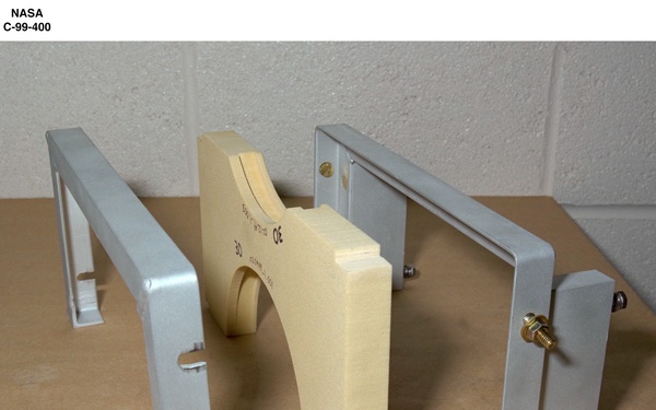 RUB STRIP MATERIAL EVALUATORS USING FAN BLADE TIP SIMULATOR