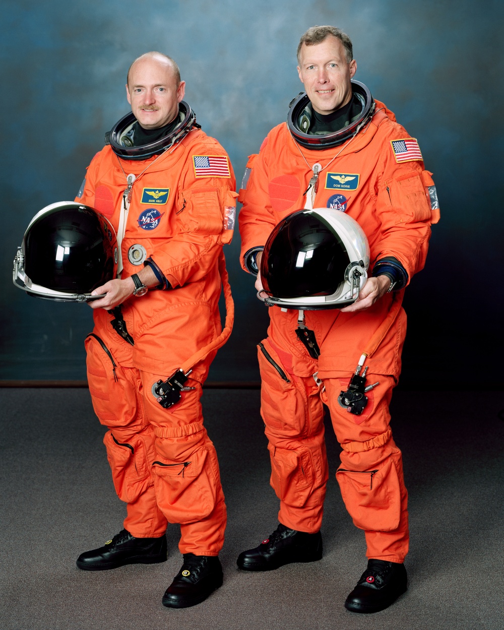 STS-108 crew photo, Tani and Godwin