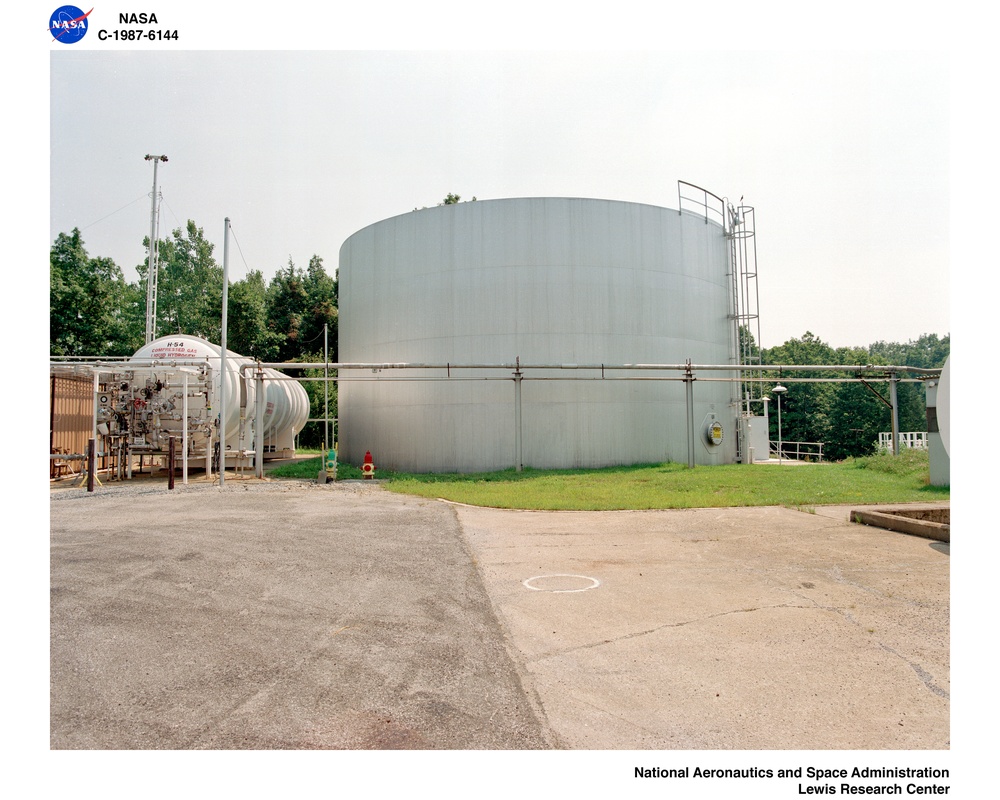 RETF ( 202 ) ROCKET ENGINE TEST FACILITY INSIDE SCRUBBER TO DOCUMENT DETERIORATION