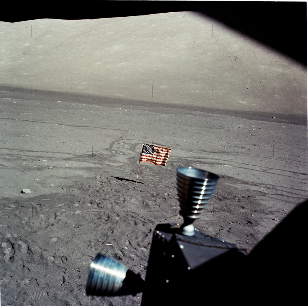 Apollo 17, Panorama of the moon from Lunar Module