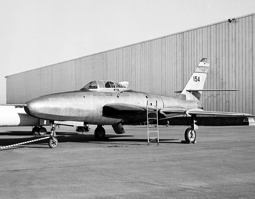 YRF-84F