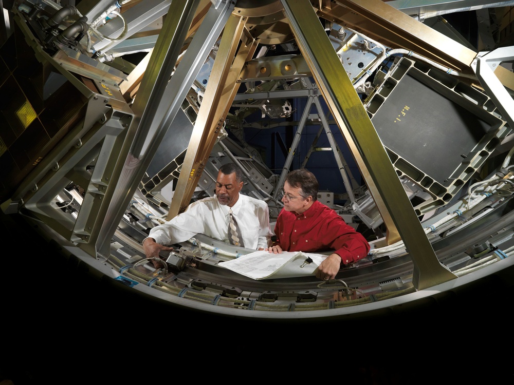 Human Space Vehicle Systems