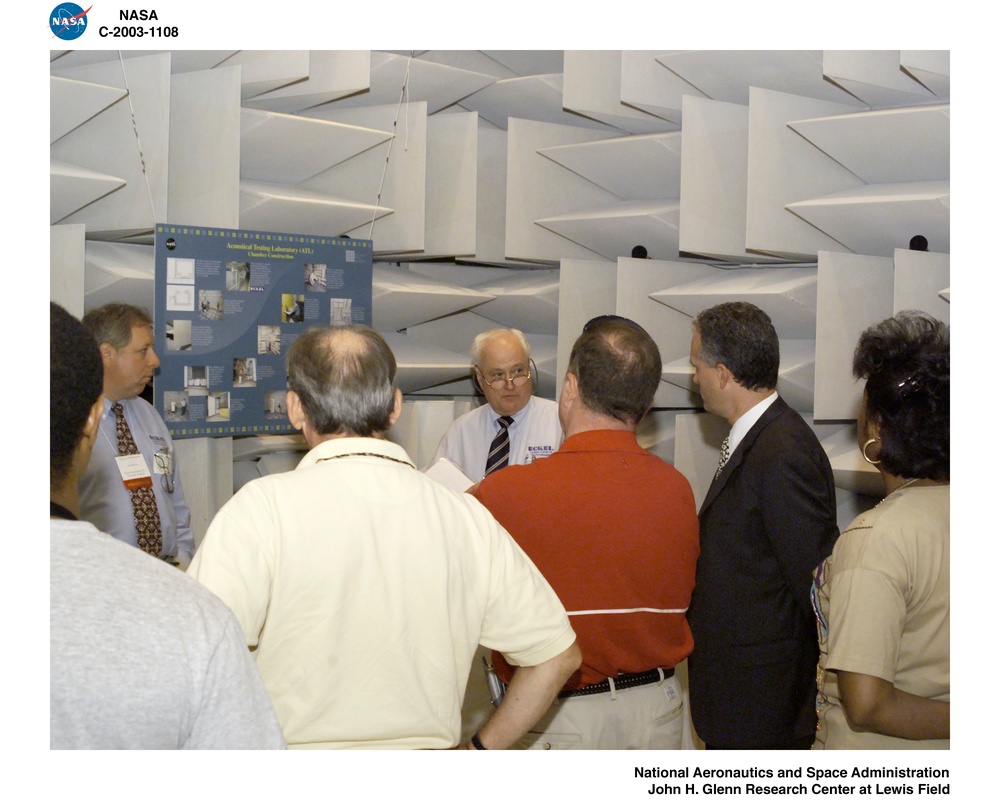 NOISE CONFERENCE 2003 - NASA GLENN RESEARCH CENTER ACOUSTICS TEST LAB TOUR SHOWING CHAMBER CONSTRUCTION DETAILS