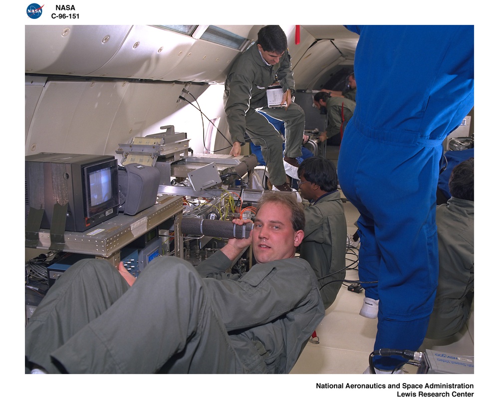 DC-9 AIRPLANE FLIGHT OPERATIONS