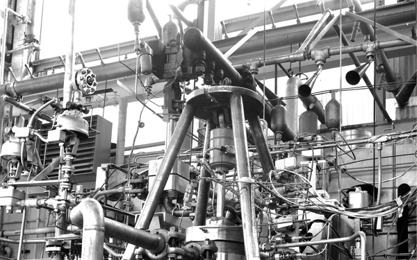 LOX LIQUID OXYGEN COOLED ENGINE ON STAND AT THE ROCKET ENGINE TEST FACILITY RETF