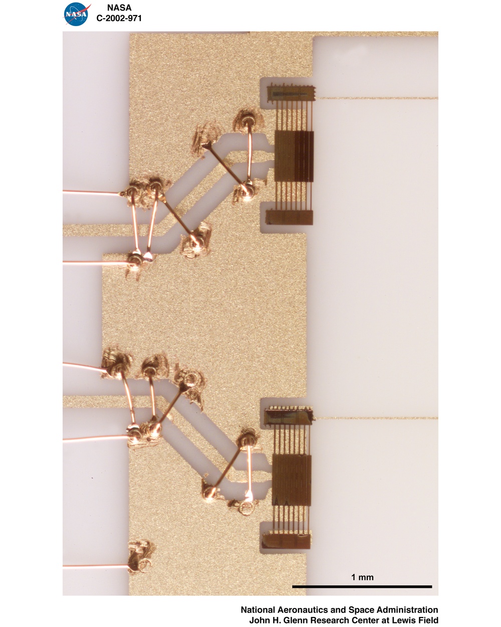 MICRO ELECTRONIC MECHANICAL SYSTEMS / MEMS / SLOTTED DIPOLE ARRAY NUMBER THREE