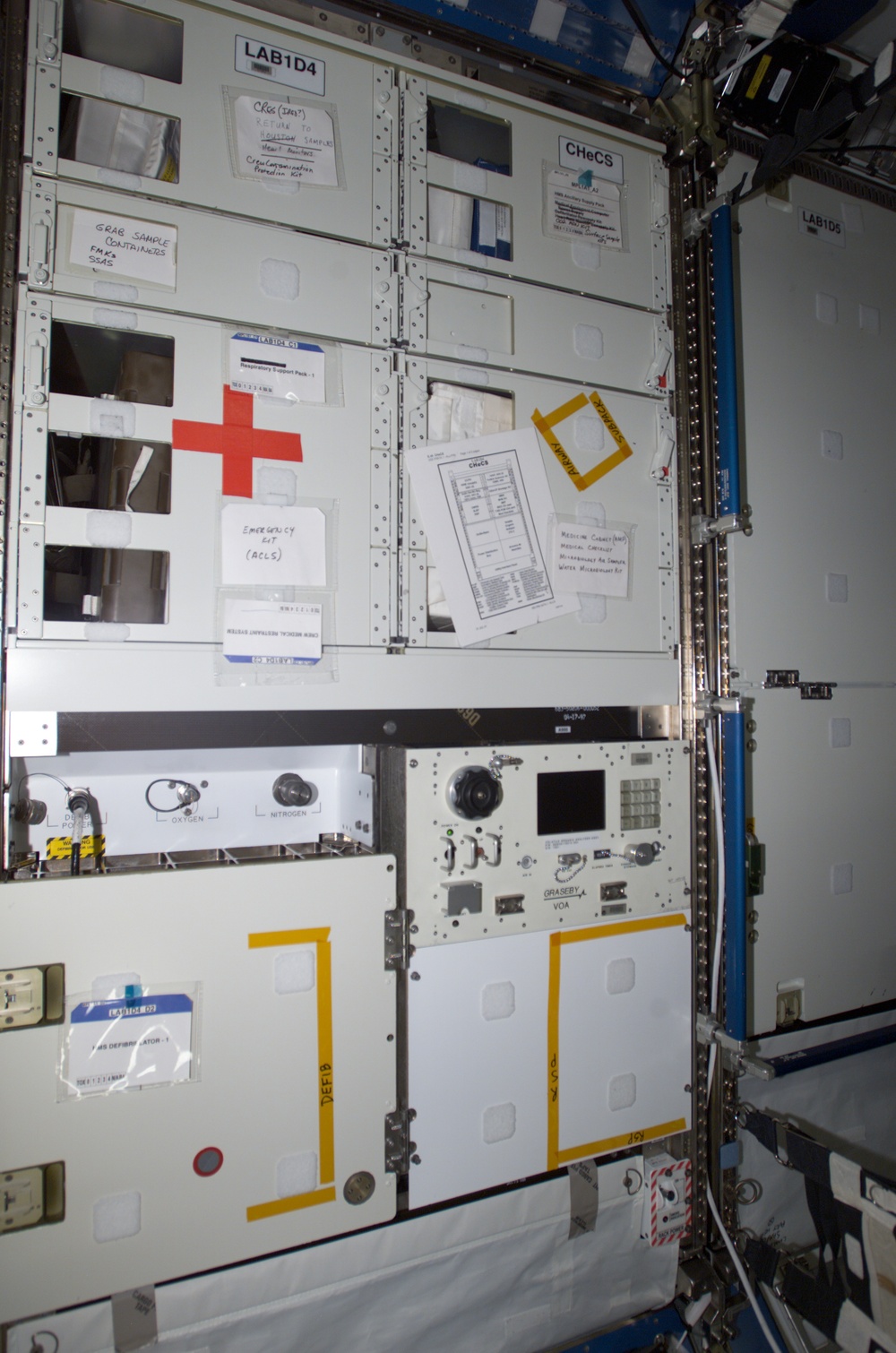 LAB1D4 and LAB1D5 racks in Destiny U.S. Laboratory, Expedition Four