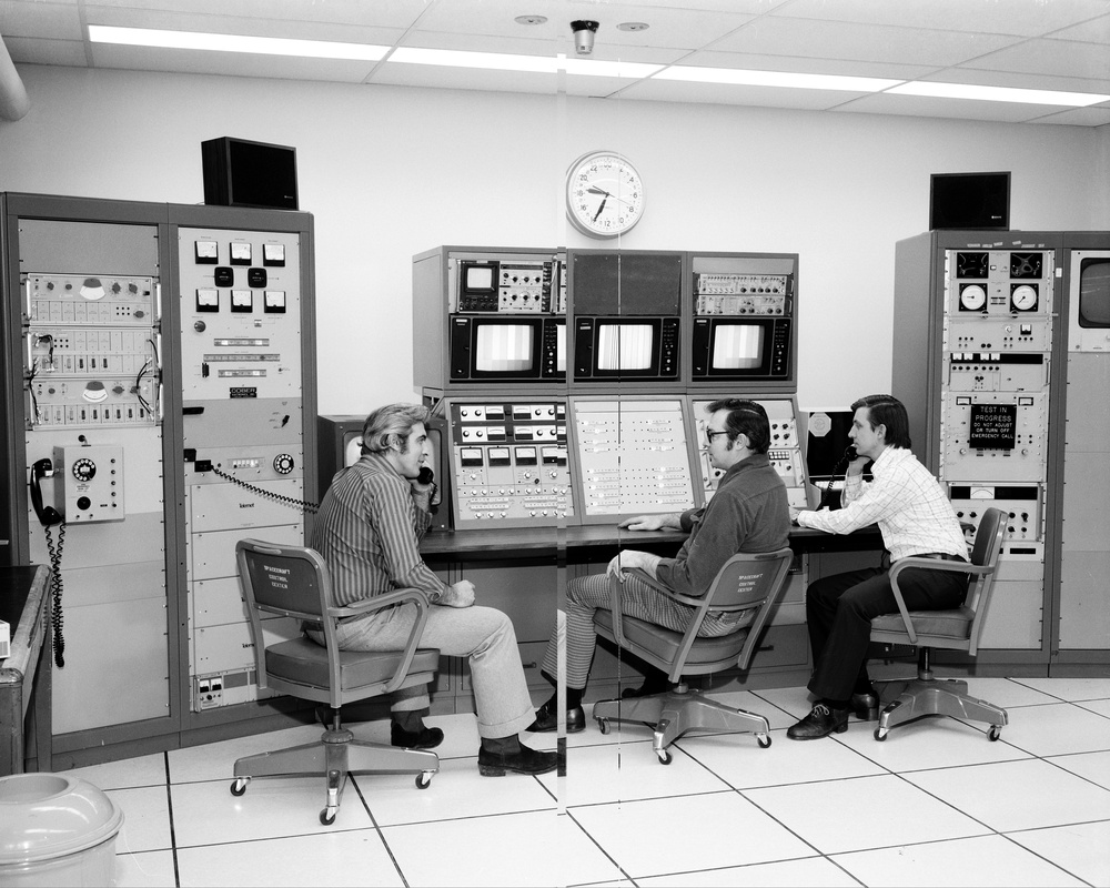 8X6 FOOT WIND TUNNEL BUILDING - ROOM 10 COMMUNICATIONS EQUIPMENT - ROOM 12 COMPUTER EQUIPMENT - ROOM 14 MAINTENANCE AREA - ROOM 25 EEC COMMUNICATION TECHNOLOGY SATELLITE CTS SUPPORT AREA -