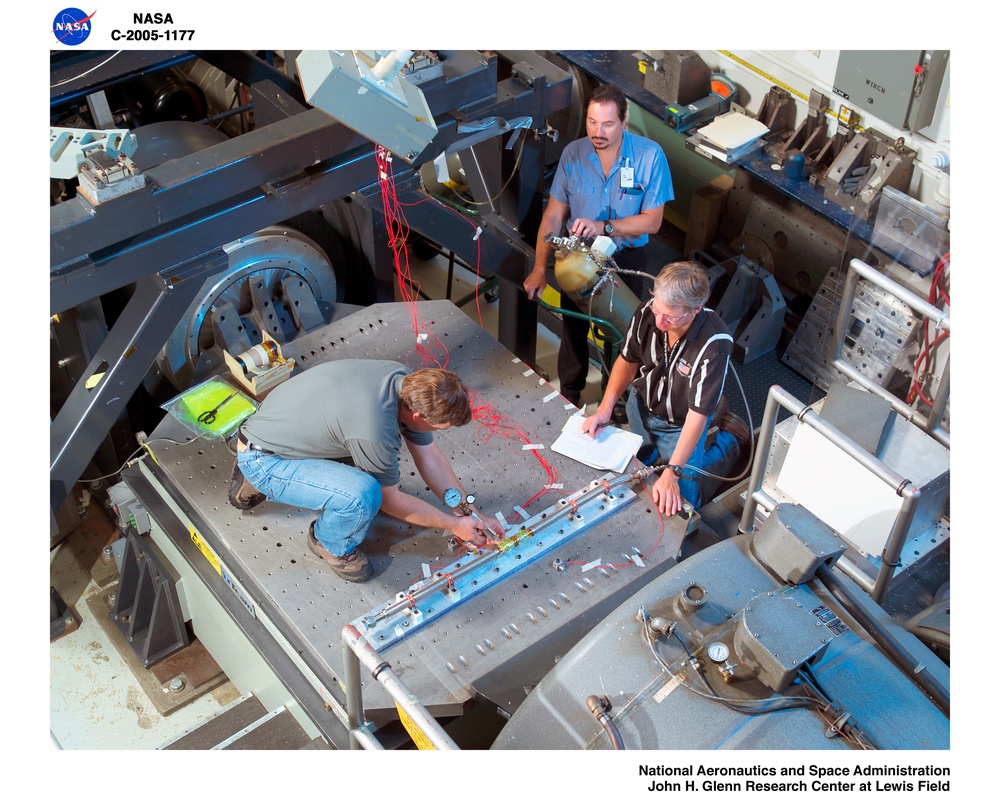 NASA Engineering and Safety Center (NESC) AN Fitting Mimic Test - Helium Leak Testing