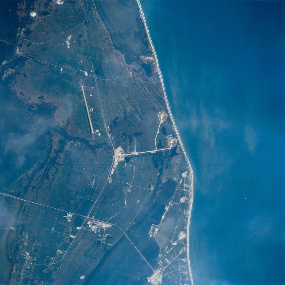 photo-sts110-707-095