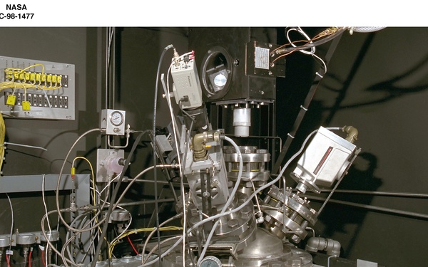 HIGH HEAT FLUX / THERMAL FATIGUE LASER FACILITY