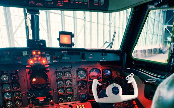 GULFSTREAM G-1 AIRPLANE INTERIOR