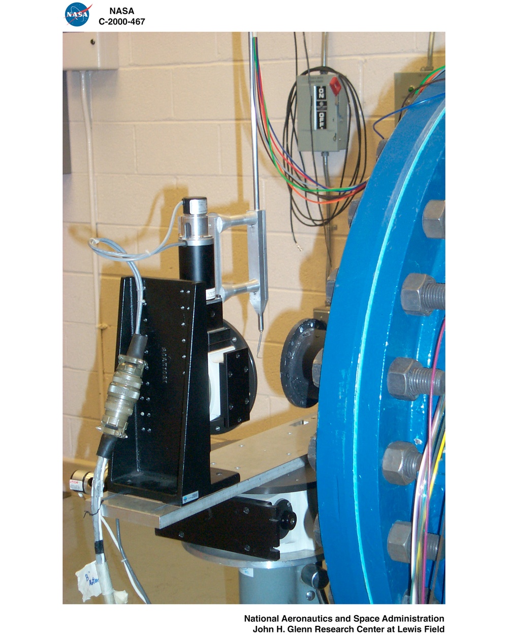 5 HOLE PROBE CALIBRATION FOR 10X10 FOOT SUPERSONIC WIND TUNNEL AND 8X6 FOOT SUPERSONIC WIND TUNNEL COMPARISON TEST