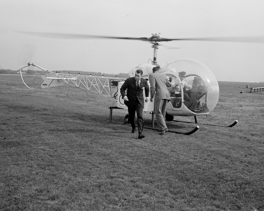 VISIT BY J VICTORY AND NAA MEMBERS