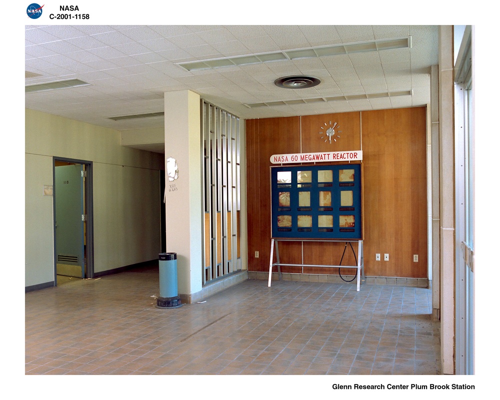 PLUM BROOK REACTOR FACILITY / LOBBY / SE-NW