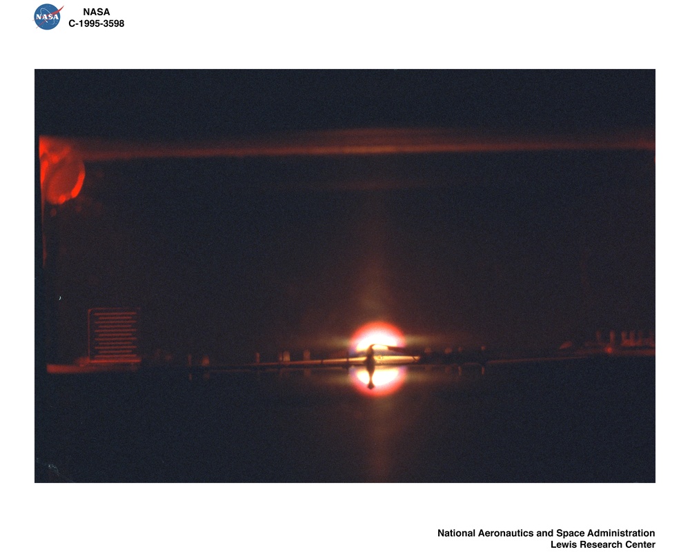 JAMIC JAPANESE MICROGRAVITY CENTER TEST RESULTS FOR FLAME SPREAD AND RADIATIVE IGNITION 10 SECOND DROP TESTS