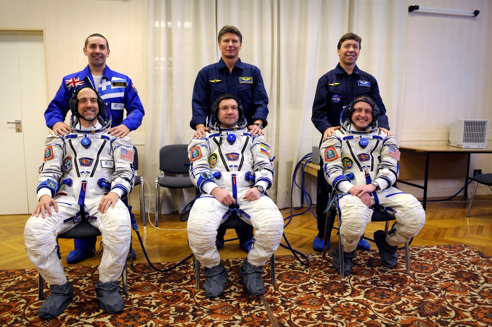Expedition 18 Suit-up