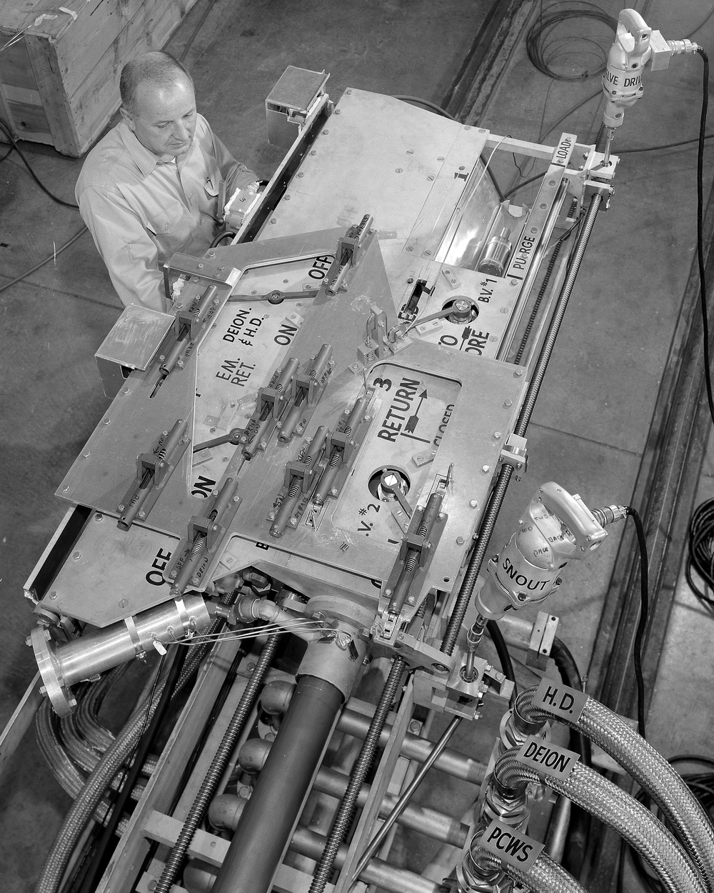 IN PILE CAPSULE TEST FACILITY FOR THE NASA PLUM BROOK STATION REACTOR FACILITY PBRF