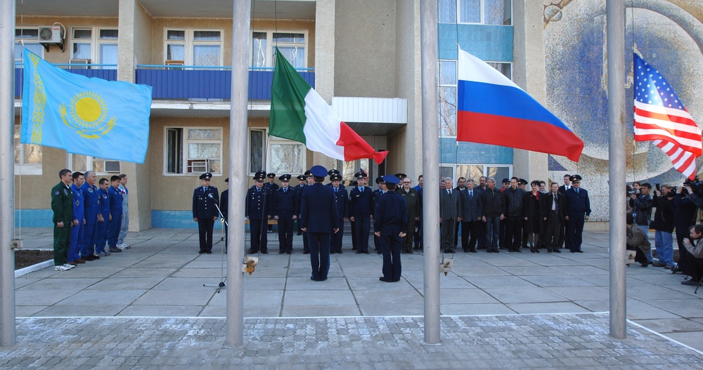 Expedition 11  Flag Raising