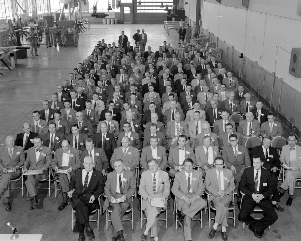INSPECTION TOUR OF THE 10X10 FOOT WIND TUNNEL