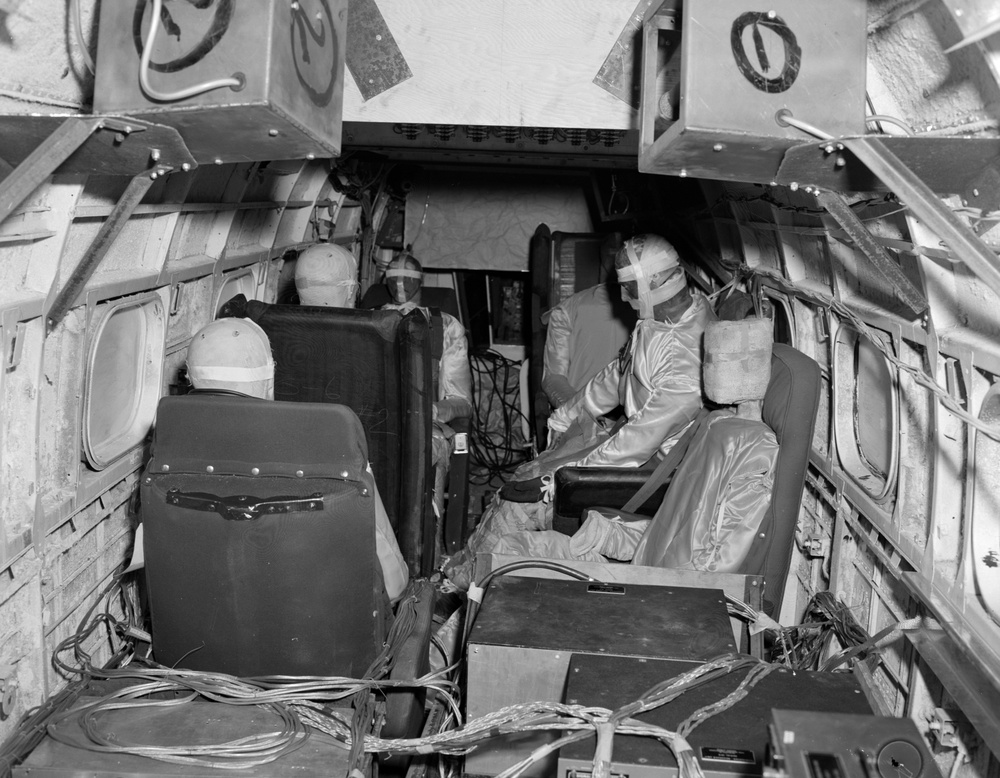 AIRPLANE CRASH FIRE PROGRAM MATERIAL - S6-51 R-50 APRIL 19 1955