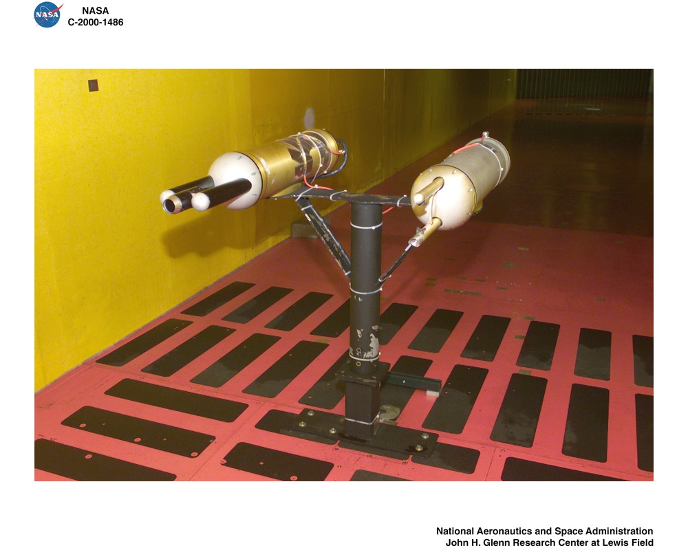 INSTRUMENTATION COMPARISON HARDWARE IN ICING RESEARCH TUNNEL IRT