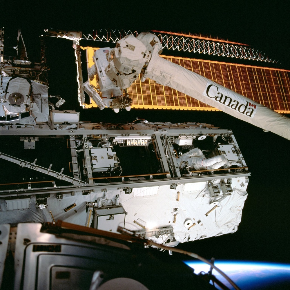 STS-110 Extravehicular Activity (EVA)