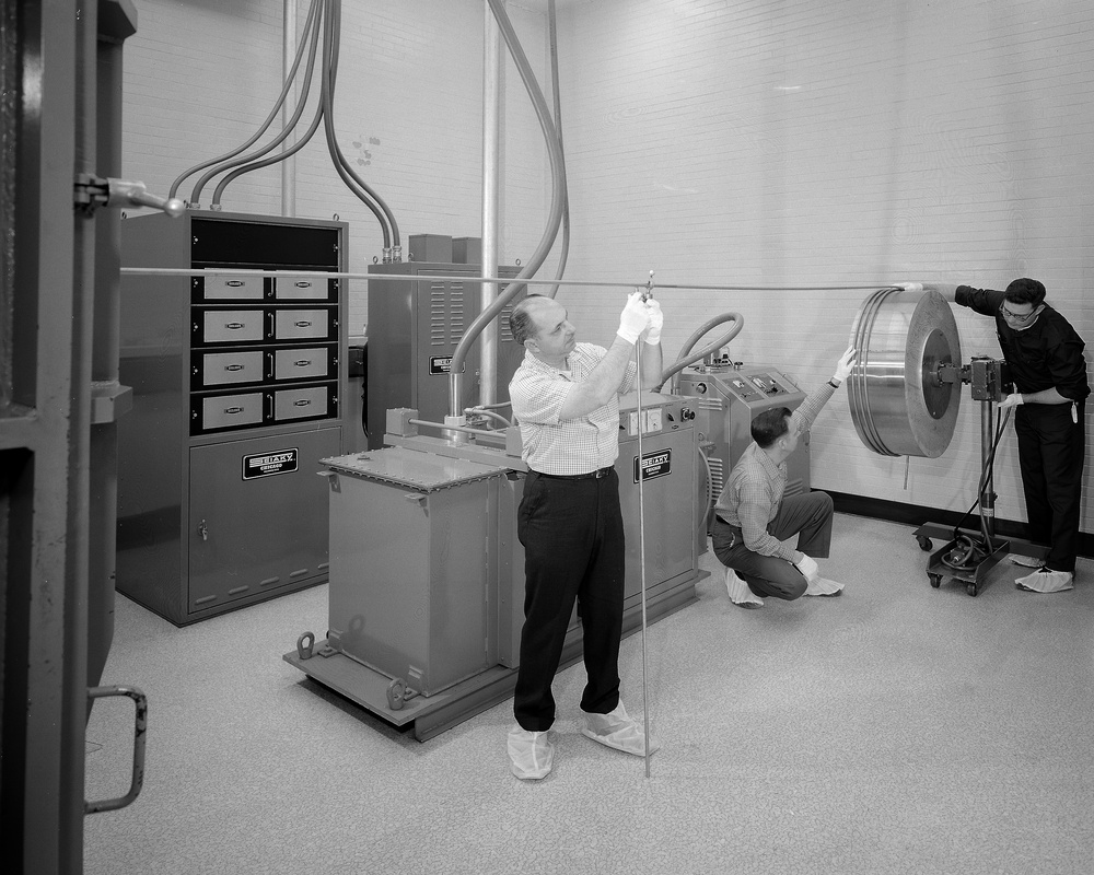 POTASSIUM CORROSION LOOP CONDENSER FABRICATION IN CLEAN ROOM OF THE TECHNICAL SERVICES BUILDING TSB