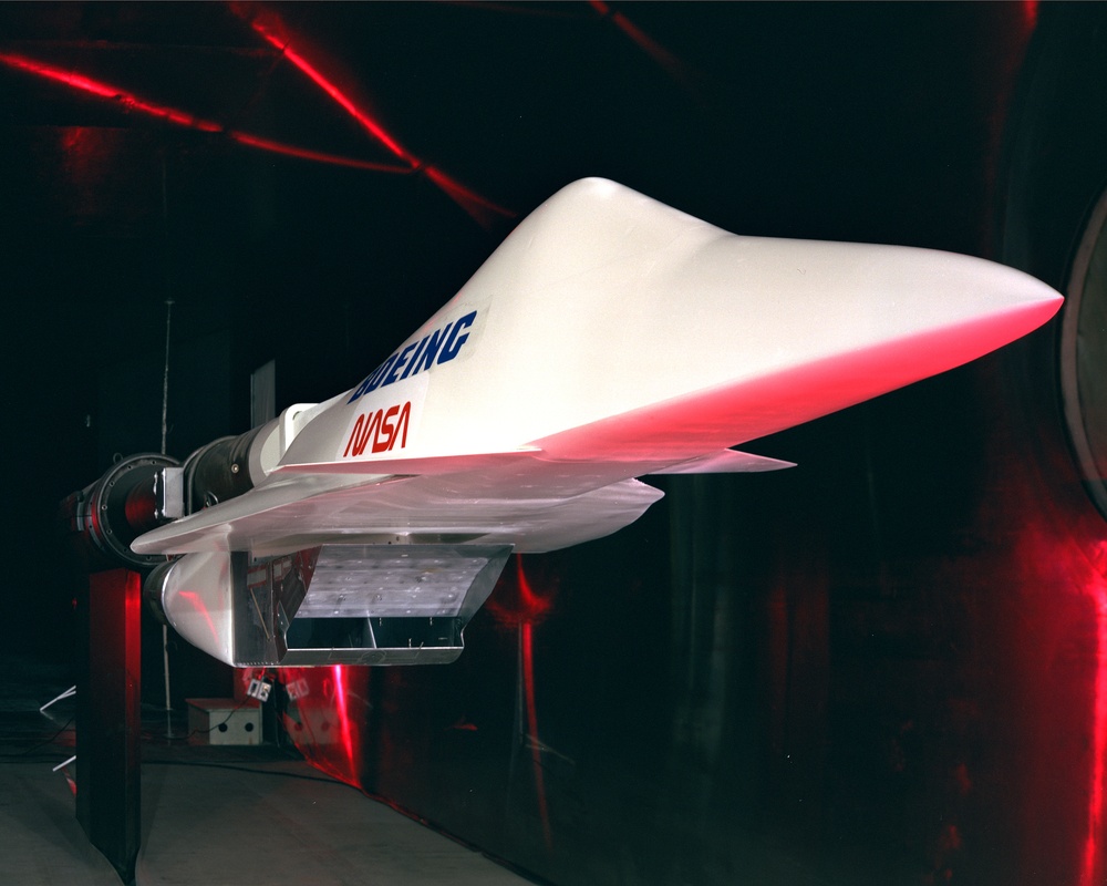 BOEING INLET MODEL IN 10X10 FOOT SUPERSONIC WIND TUNNEL SWT