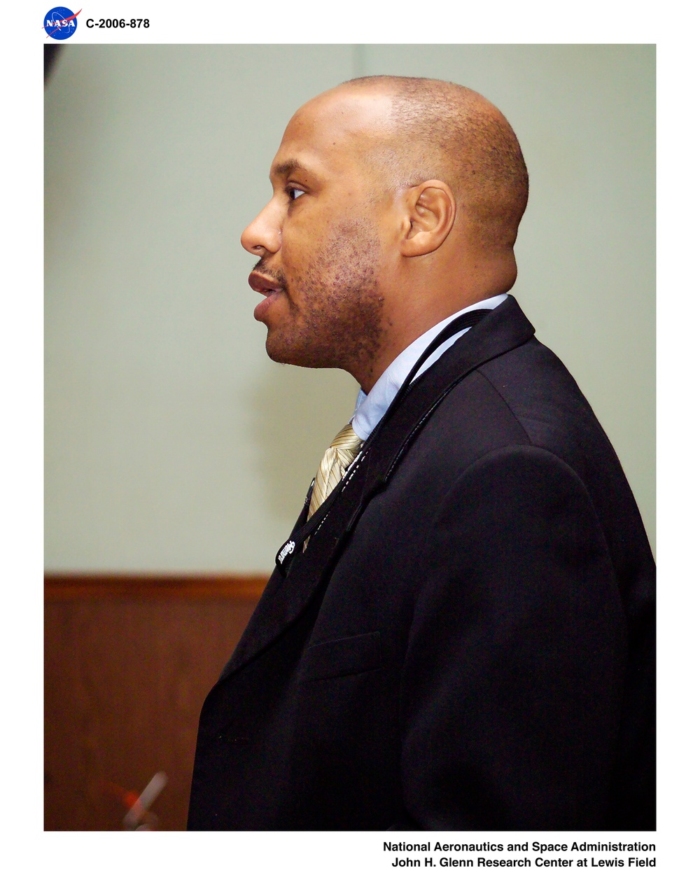 NASA Exploring and Safety Center (NESC) Crew Exploration Vehicle (CEV) Smart Buyer presentation to Director's Leadership Team (DLT)