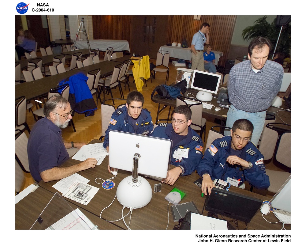 Dropping In a Microgravity Environment (DIME) - 2004