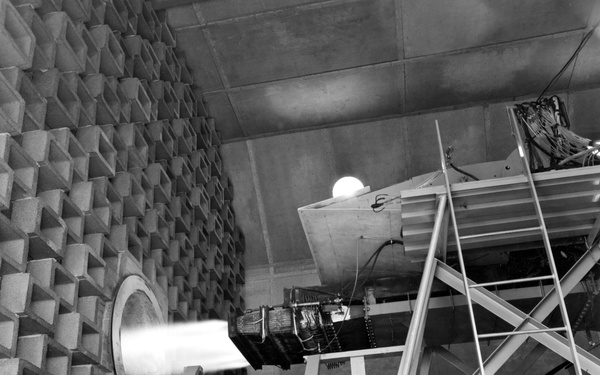 SUPERSONIC RAM JET TWO DIMENSIONAL SETUP