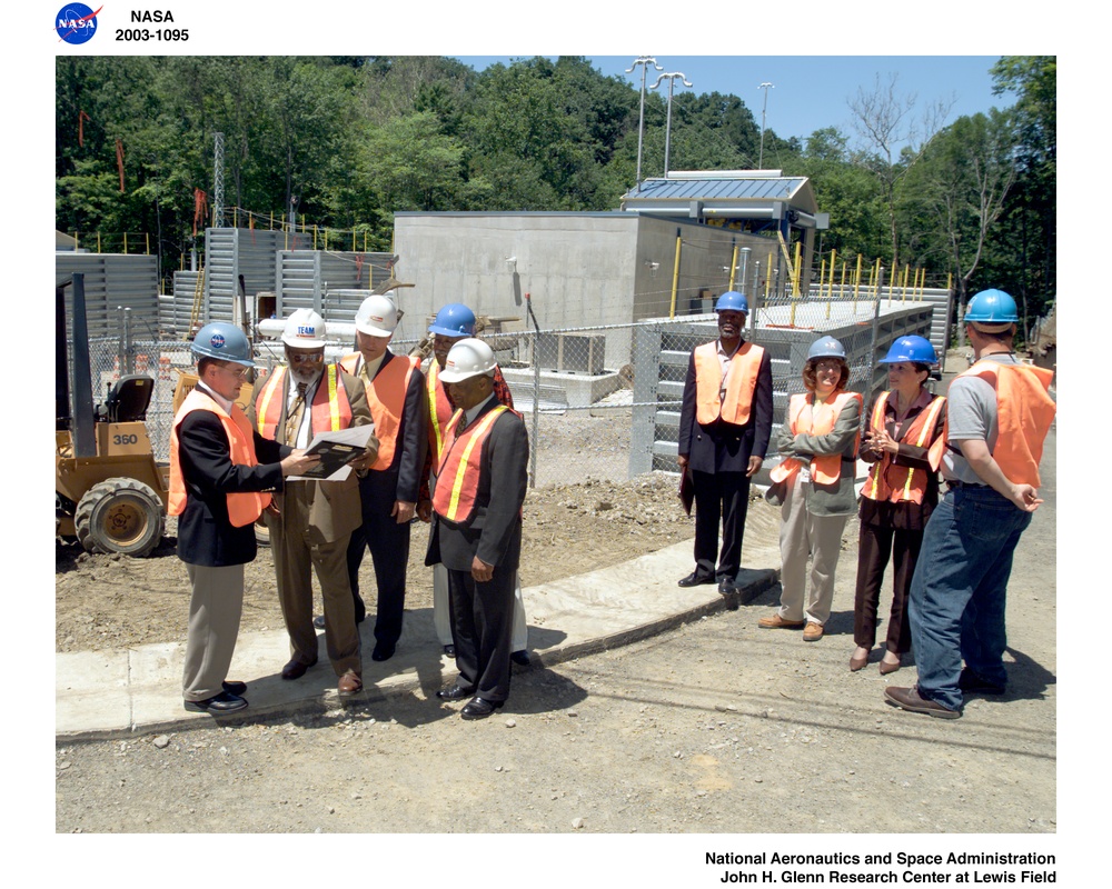 NASA HEADQUARTERS TOURS OF GLENN FACILITIES