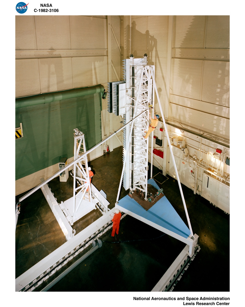 DVIDS Images MICROWAVE ANTENNA TEST LAB