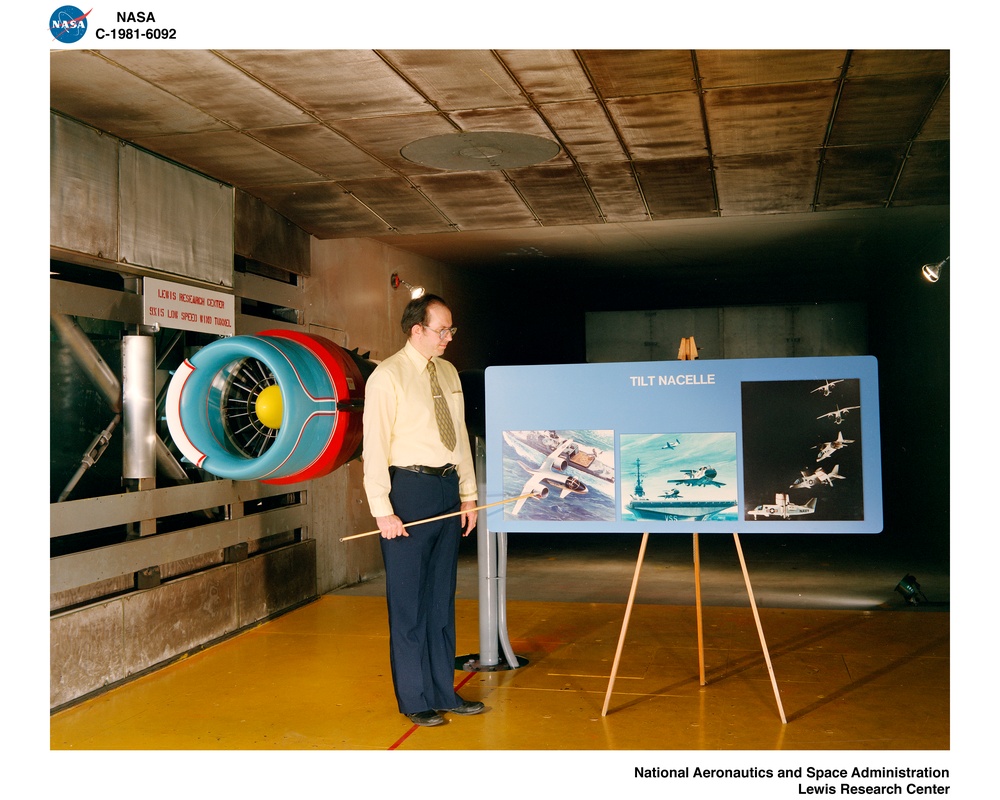 MODEL IN 9X15 FOOT LOW SPEED WIND TUNNEL LSWT