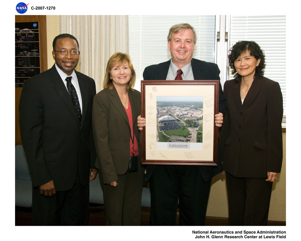 Plaque presentation by the Glenn Research Center Director