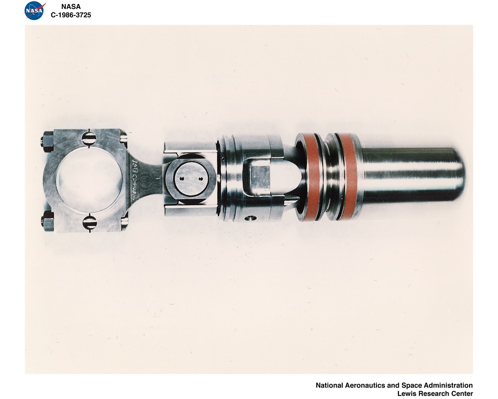 MOD II AUTOMOTIVE STIRLING ENGINE