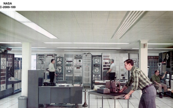 CSD - COMPUTER SERVICES DIVISION - CENTRAL ANALOG DATA RECORDING AREA