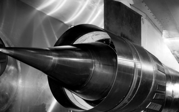 TF-30 INLET IN THE 10X10 FOOT WIND TUNNEL