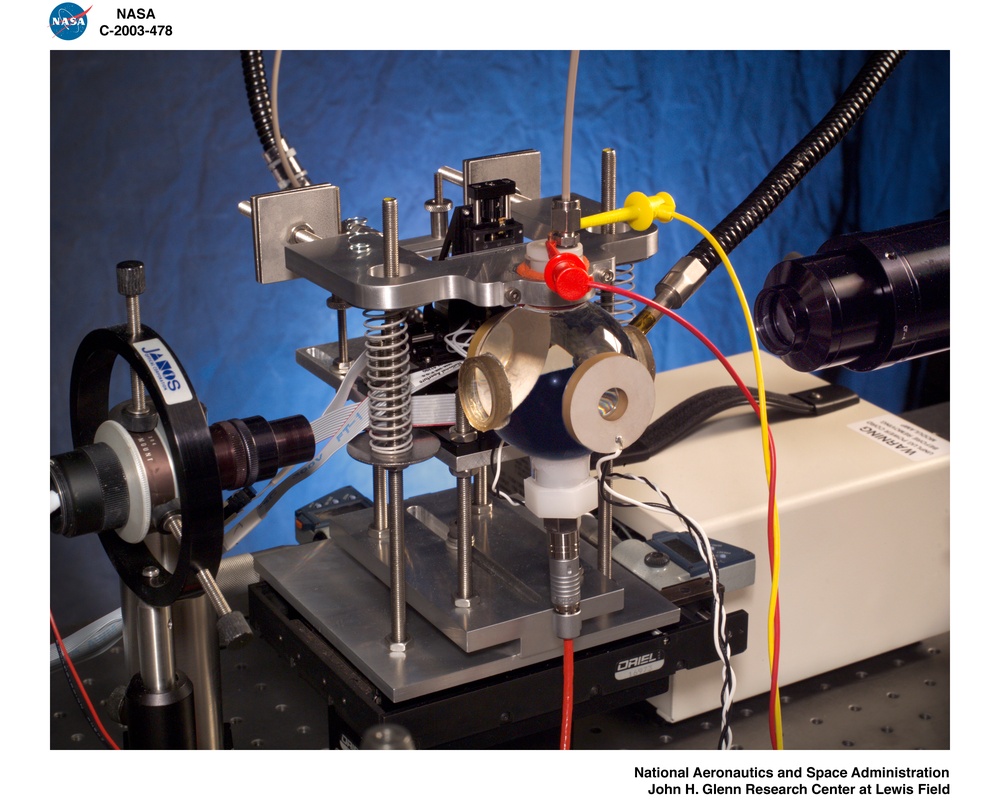 SONOLUMINESCENCE EXPERIMENT SET-UP