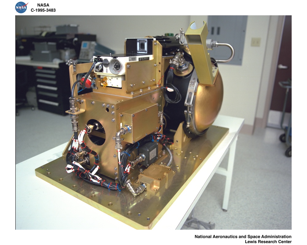 DROPLET COMBUSTION EXPERIMENT DCE SPACE FLIGHT PROJECT